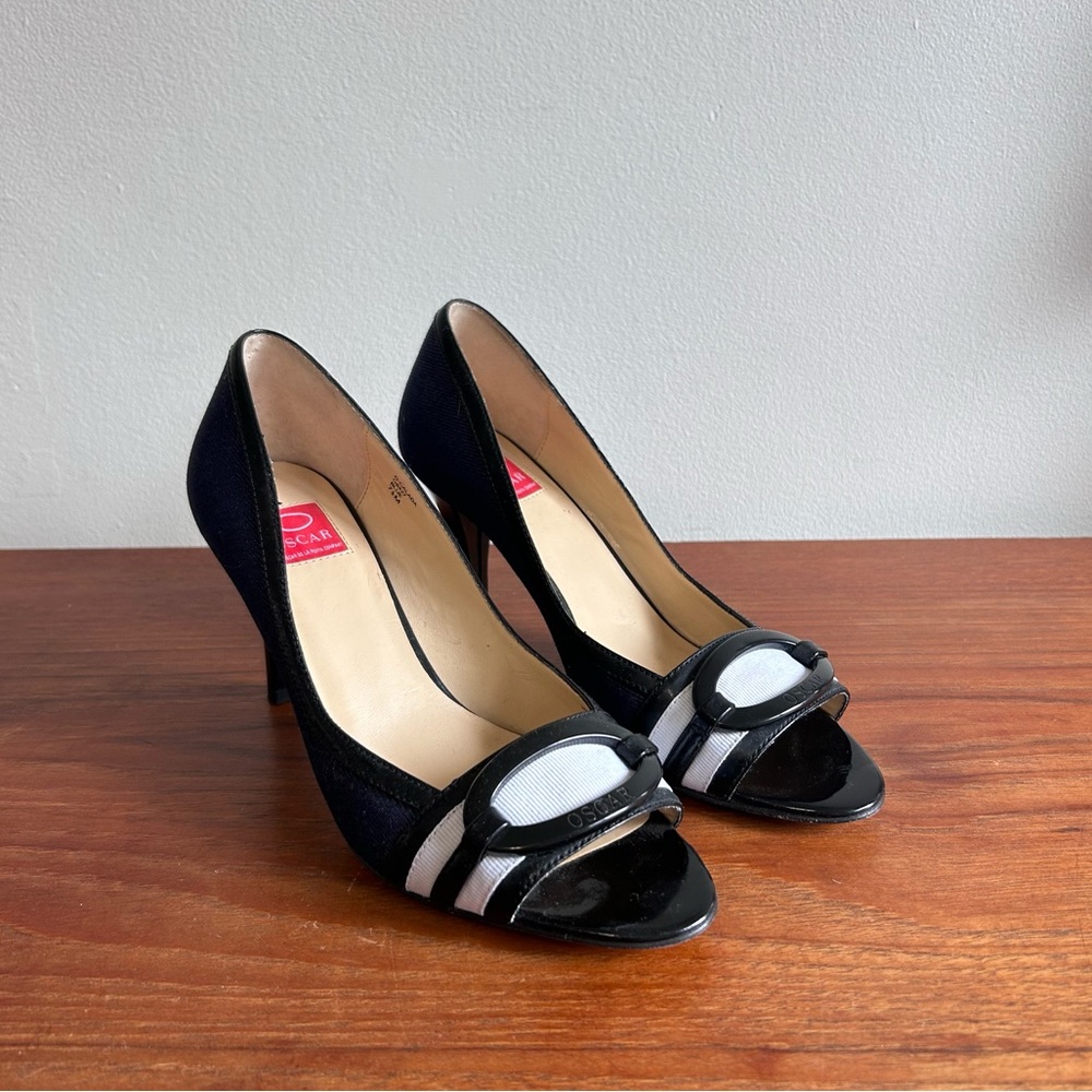 New Oscar de la Renta Blue Heels